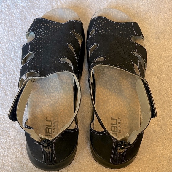 JBU By JAMBU TORRY Gladiator Wedge Black Cutout Sandals, Women’s Size 8.5. - Picture 4 of 7